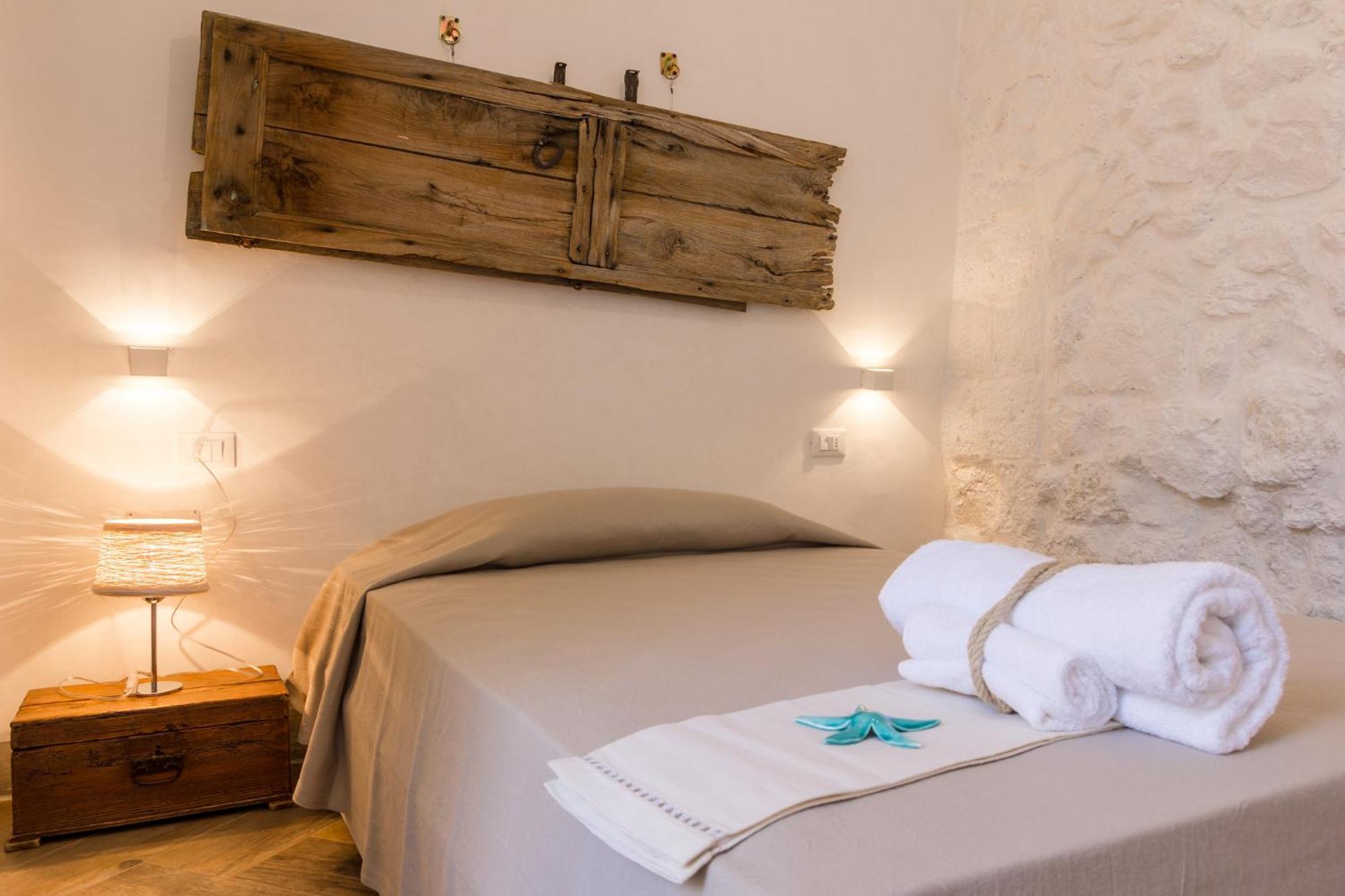 Il Cortile Dei Nonni Bed & Breakfast Morciano di Leuca Bagian luar foto