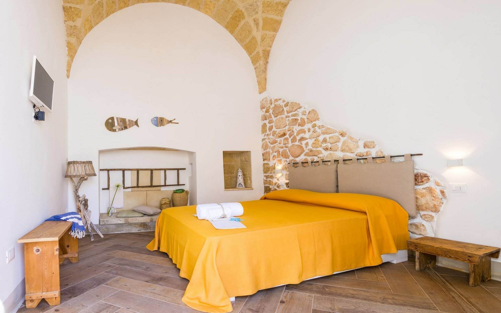 Il Cortile Dei Nonni Bed & Breakfast Morciano di Leuca Bagian luar foto