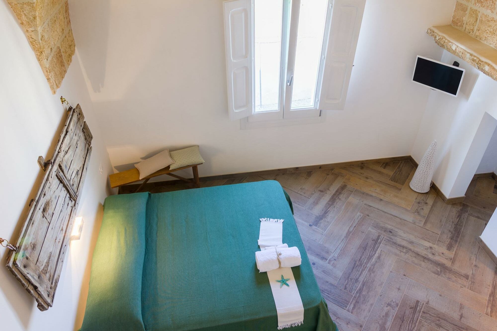 Il Cortile Dei Nonni Bed & Breakfast Morciano di Leuca Bagian luar foto