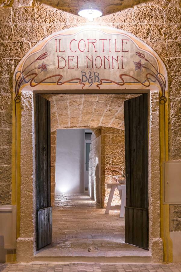 Il Cortile Dei Nonni Bed & Breakfast Morciano di Leuca Bagian luar foto